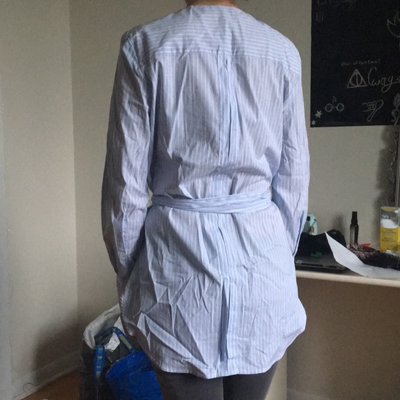 Striped Blue Blouse - Picture 2 of 2